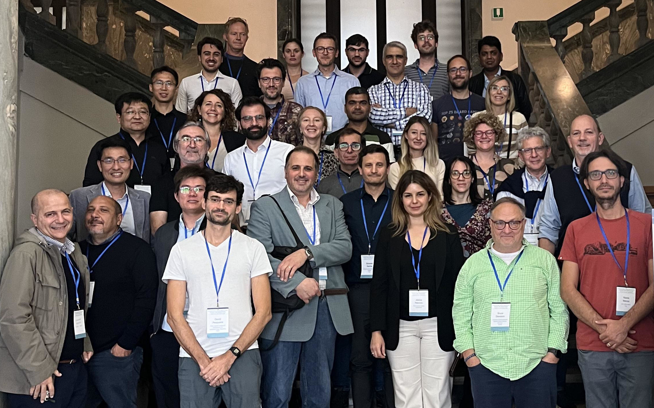 FOXES group photo cropped